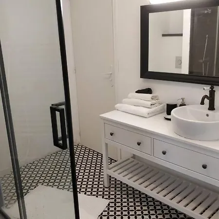 Le Portail Du Mont Tatil Evi Montpinchon