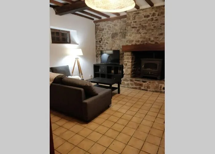 Le Portail Du Mont Montpinchon